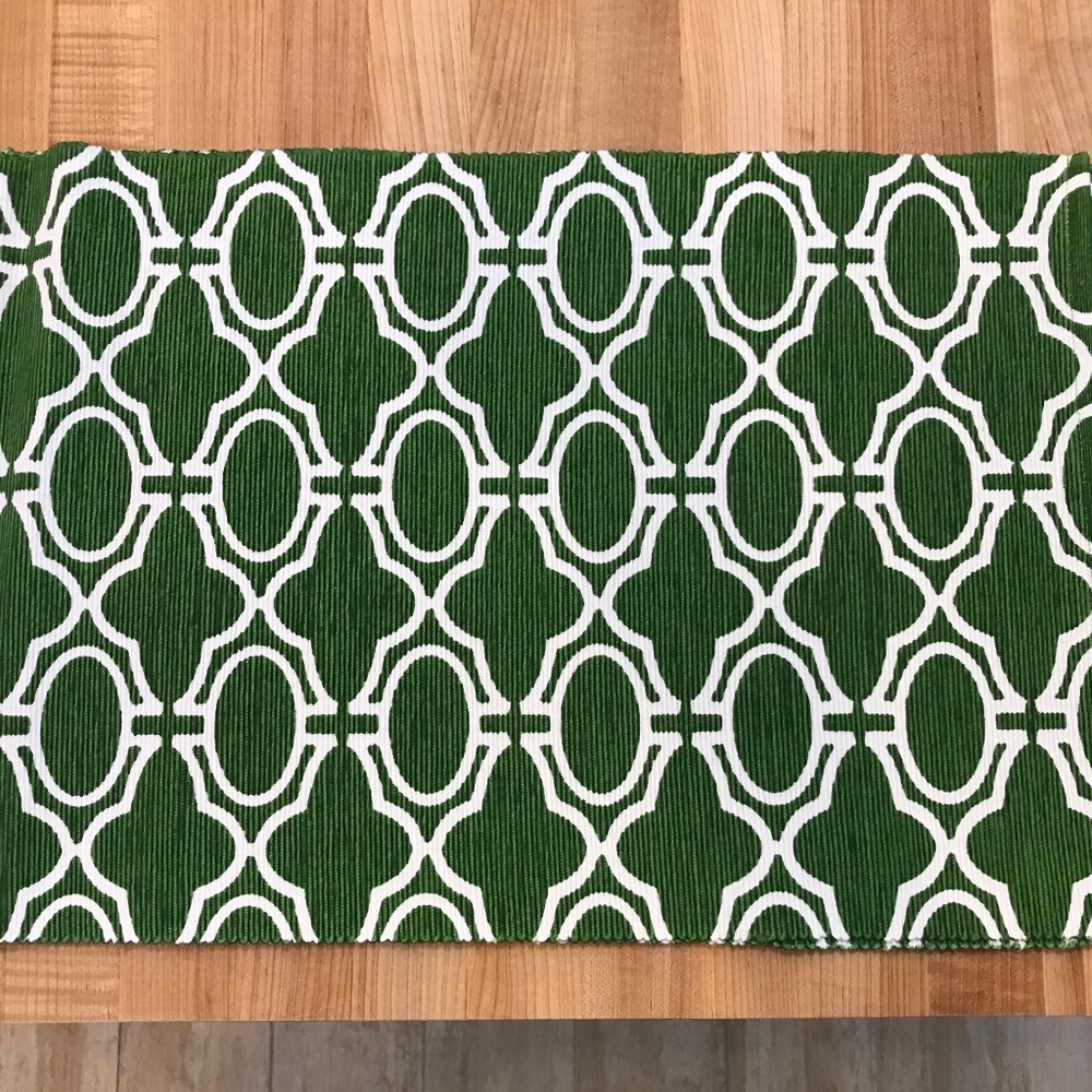 Southern Living Holiday Placemats (3)-NWOT